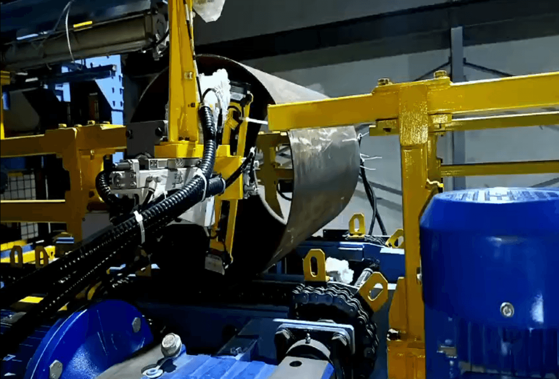 Sleeve Handling